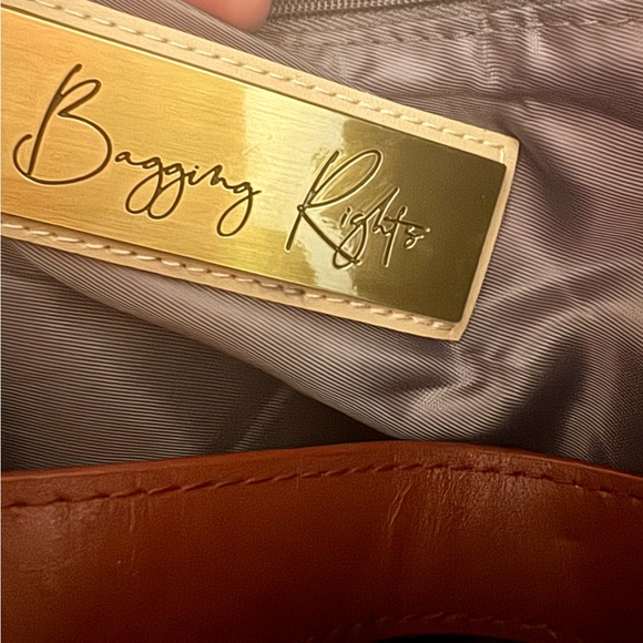 Bagging Rights Bucket Bag NWOT Olive and Fuchsia - Picture 6 of 7